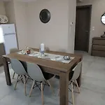 Διαμέρισμα Rocks View Dream House *